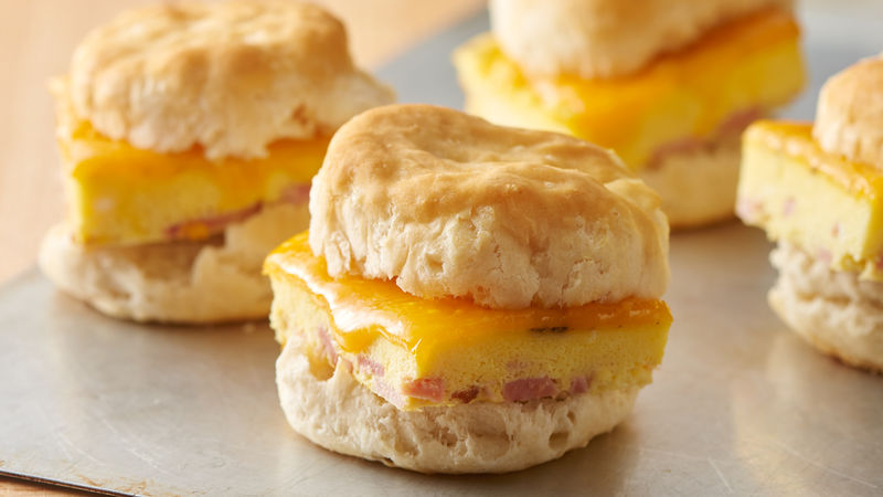 Ham and Cheddar Breakfast Sandwiches